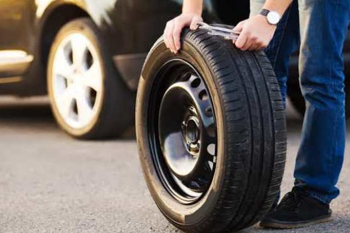 Cara Bongkar Pasang Roda Mobil yang Baik dan Benar